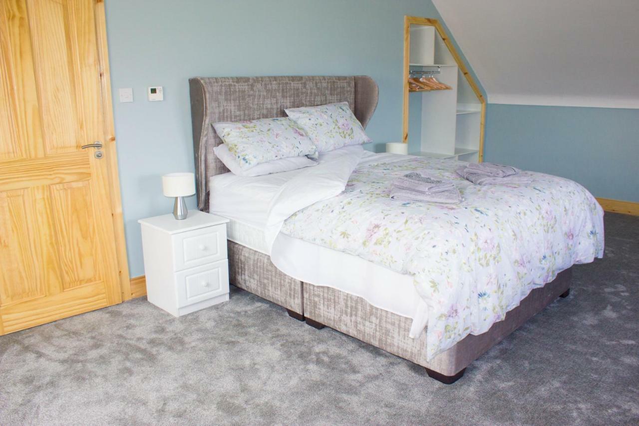 NEW Stunning Ocean Breeze Apartment Port na Blaiche Buitenkant foto